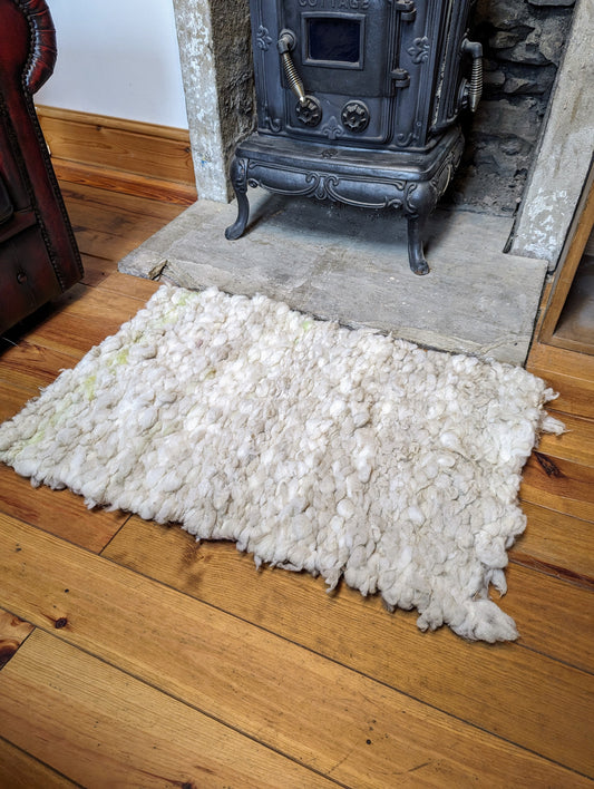 Peg Loom Sheep Fleece Rug - Made with Aila's Fleece